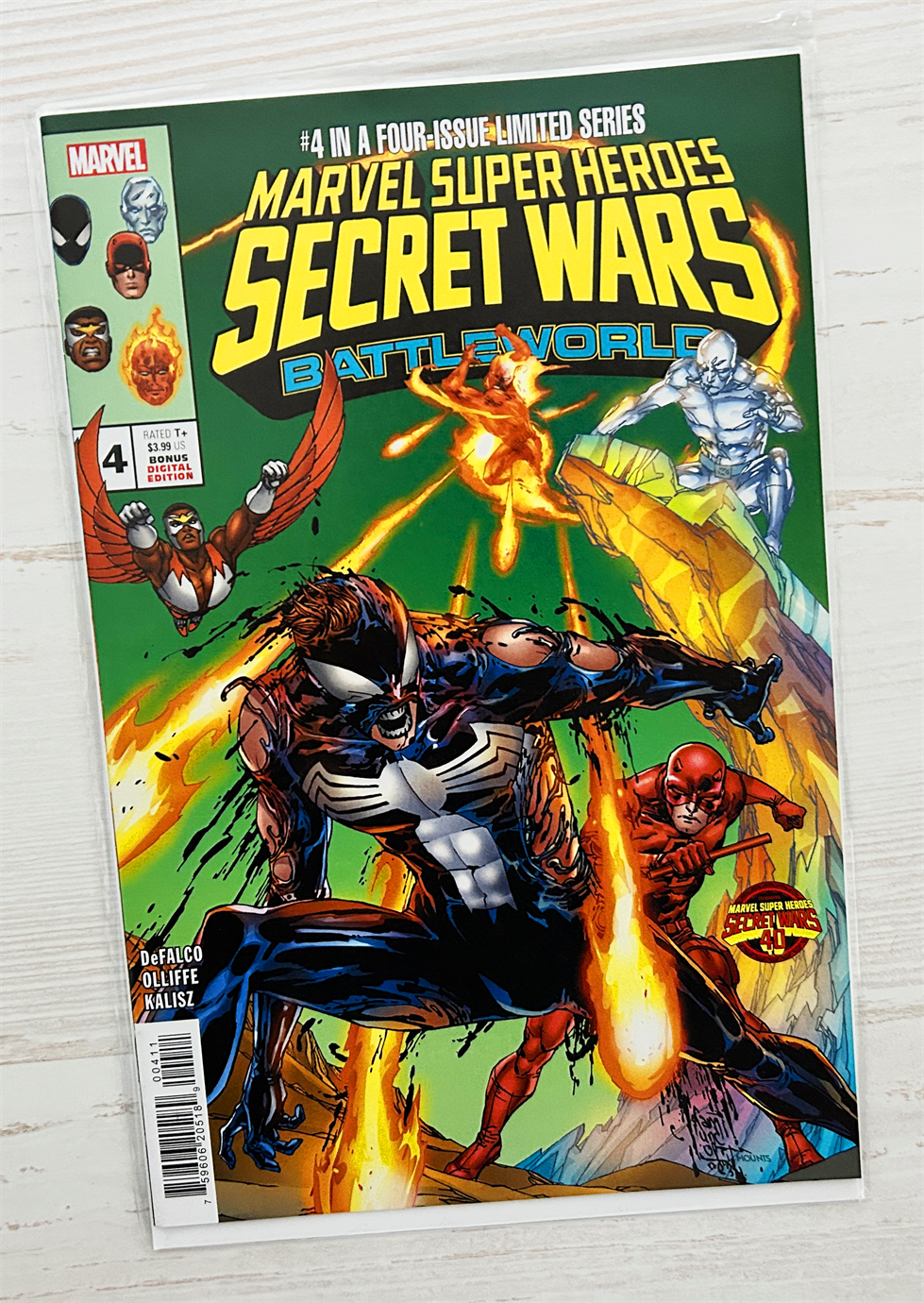 Marvel Super Heroes Secret Wars: Battleworld #4 17866 - фото 33294